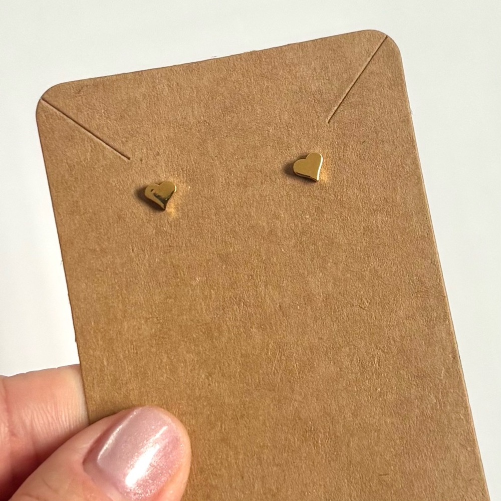 Heart stud earrings (14k gold-plated stainless steel)